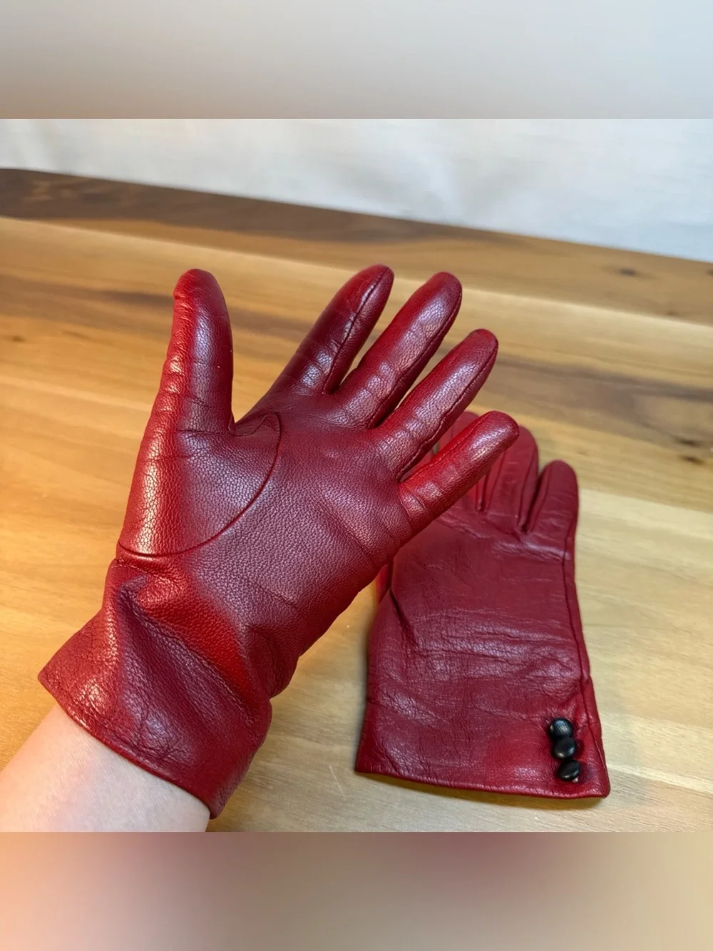 Fownes Women’s Genuine Leather Gloves Sz S Red Cashmere Lined Driving Classic